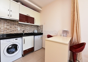 سعر اقتصادي - شقة استديو مفروشة ضمن مجمع سكني يضم خدمات -في مهموتلار / الانيا 