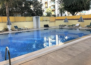 موقع مركزي -شقة غرفة وصالة -قريبة من شاطئ كليوباترا /الانيا 