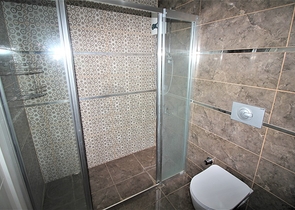 موقع مركزي -شقة غرفة وصالة -قريبة من شاطئ كليوباترا /الانيا 