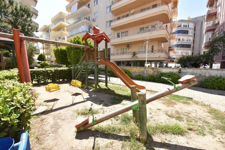 خط اول على البحر -شقة 2 غرفة وصالة -في مهموتلار / الانيا 