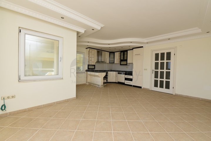 خط اول على البحر -شقة 2 غرفة وصالة -في مهموتلار / الانيا 