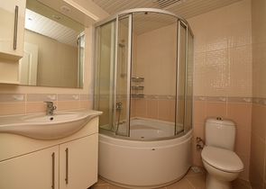 خط اول على البحر -شقة 2 غرفة وصالة -في مهموتلار / الانيا 