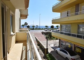 خط اول على البحر -شقة 2 غرفة وصالة -في مهموتلار / الانيا 