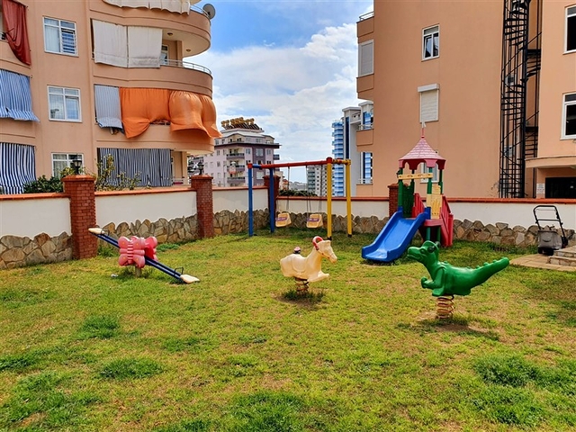 اطلالة بحر وقلعة -شقة فاخرة - تصميم 2 غرفة وصالة -في جيكجلي / الانيا 