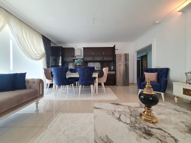 اطلالة بحر وقلعة -شقة فاخرة - تصميم 2 غرفة وصالة -في جيكجلي / الانيا 