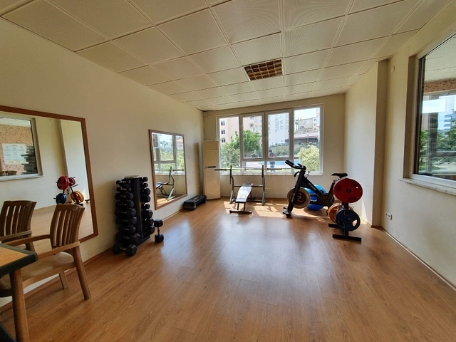 اطلالة بحر وقلعة -شقة فاخرة - تصميم 2 غرفة وصالة -في جيكجلي / الانيا 