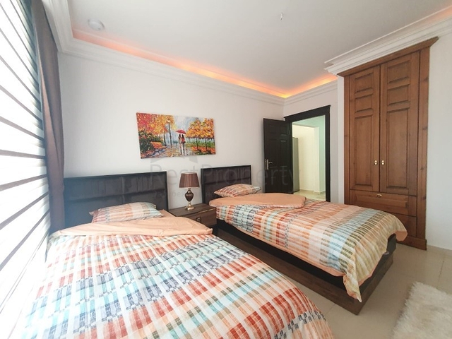 اطلالة بحر وقلعة -شقة فاخرة - تصميم 2 غرفة وصالة -في جيكجلي / الانيا 