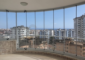 اطلالة بحر وقلعة -شقة فاخرة - تصميم 2 غرفة وصالة -في جيكجلي / الانيا 