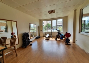 اطلالة بحر وقلعة -شقة فاخرة - تصميم 2 غرفة وصالة -في جيكجلي / الانيا 