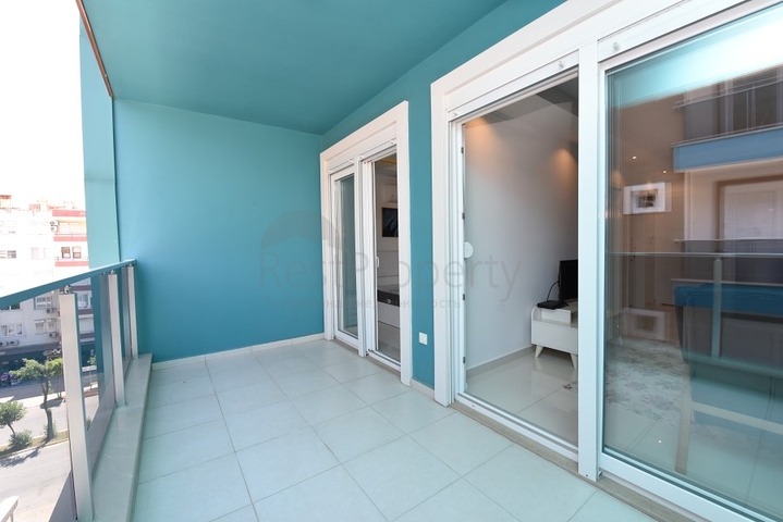 قريبة من شاطئ كليوباترا -شقة انيقة -تصميم 1+1 - في مركز الانيا 