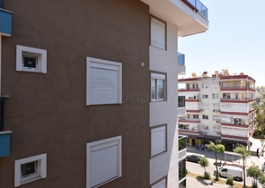 قريبة من شاطئ كليوباترا -شقة انيقة -تصميم 1+1 - في مركز الانيا 