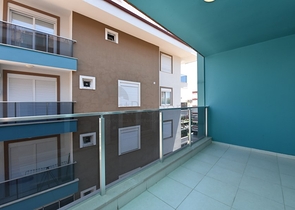 قريبة من شاطئ كليوباترا -شقة انيقة -تصميم 1+1 - في مركز الانيا 