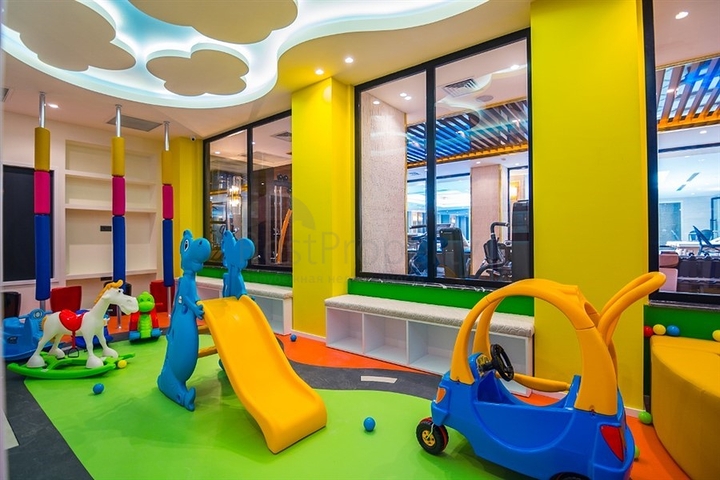 اطلالة بحر -شقة 2 غرفة وصالة -ضمن مجمع بخدمات 5 نجوم -في مركز الانيا 