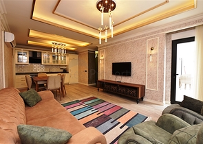 اطلالة بحر -شقة 2 غرفة وصالة -ضمن مجمع بخدمات 5 نجوم -في مركز الانيا 