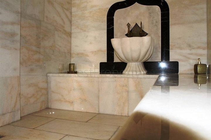 فيلا ضخمة للبيع في كاركي جاك / الانيا 