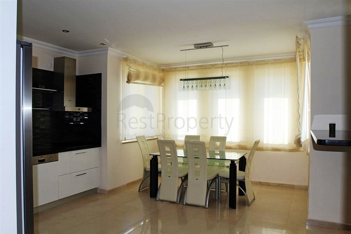 فيلا ضخمة للبيع في كاركي جاك / الانيا 