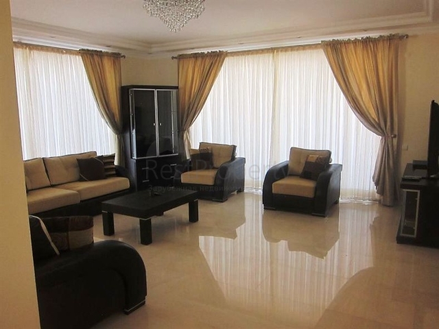 فيلا ضخمة للبيع في كاركي جاك / الانيا 