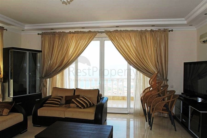 فيلا ضخمة للبيع في كاركي جاك / الانيا 