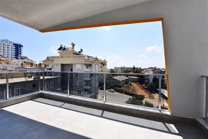 شقة عائلية - 3 غرف وصالة - مطبخ مغلق - في توسمور / الانيا 