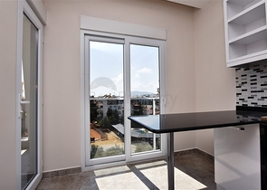 شقة عائلية - 3 غرف وصالة - مطبخ مغلق - في توسمور / الانيا 