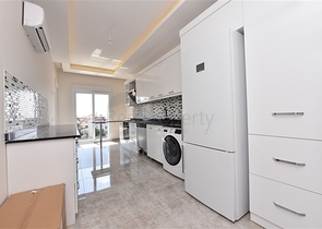 شقة عائلية - 3 غرف وصالة - مطبخ مغلق - في توسمور / الانيا 