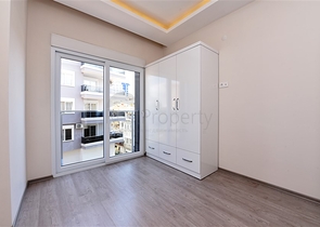 شقة عائلية - 3 غرف وصالة - مطبخ مغلق - في توسمور / الانيا 