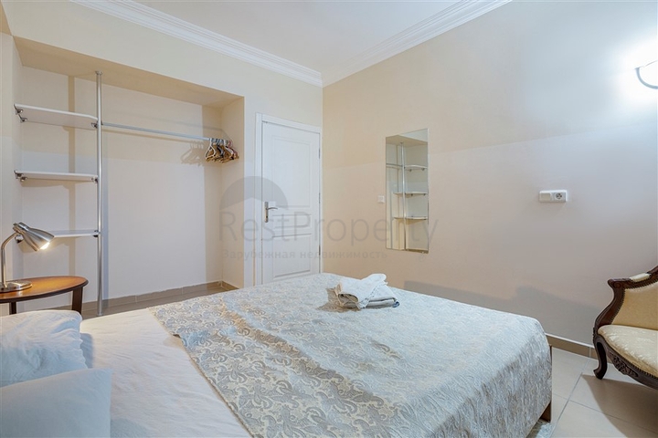 مناسبة للاستثمار -شقة قريبة من البحر -في منطقة اوبا / الانيا 