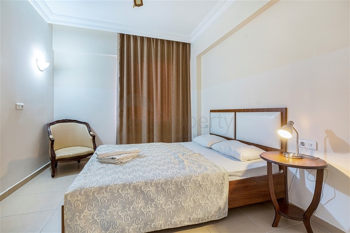 مناسبة للاستثمار -شقة قريبة من البحر -في منطقة اوبا / الانيا 