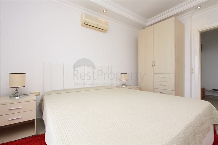 اطلالة ساحرة على شاطئ كليوباترا - شقة 2 غرفة وصالة ضمن مجمع انيق -في مركز الانيا 