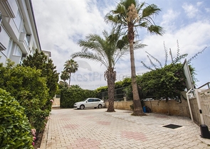 اطلالة ساحرة على شاطئ كليوباترا - شقة 2 غرفة وصالة ضمن مجمع انيق -في مركز الانيا 