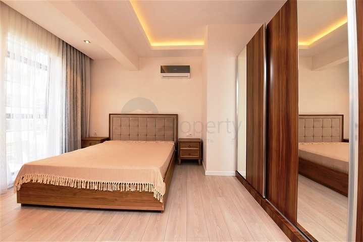 موقع مميز -شقة 2 غرفة وصالة -ضمن مجمع سكني حديث في قلب مدينة الانيا 