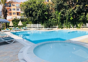 موقع مميز -شقة 2 غرفة وصالة -ضمن مجمع سكني حديث في قلب مدينة الانيا 