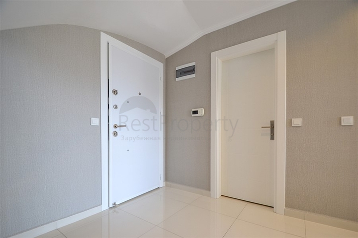 قريبة من شاطئ كليوباترا - دوبلكس مميزة -تصميم 1+2 - في مركز الانيا 