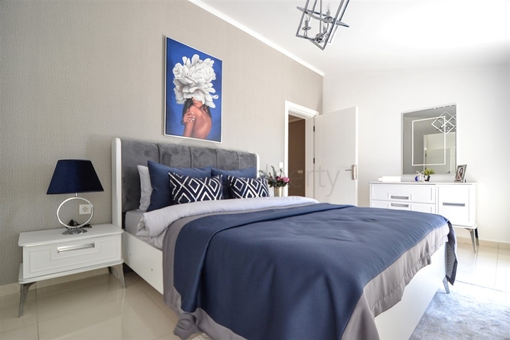 قريبة من شاطئ كليوباترا - دوبلكس مميزة -تصميم 1+2 - في مركز الانيا 