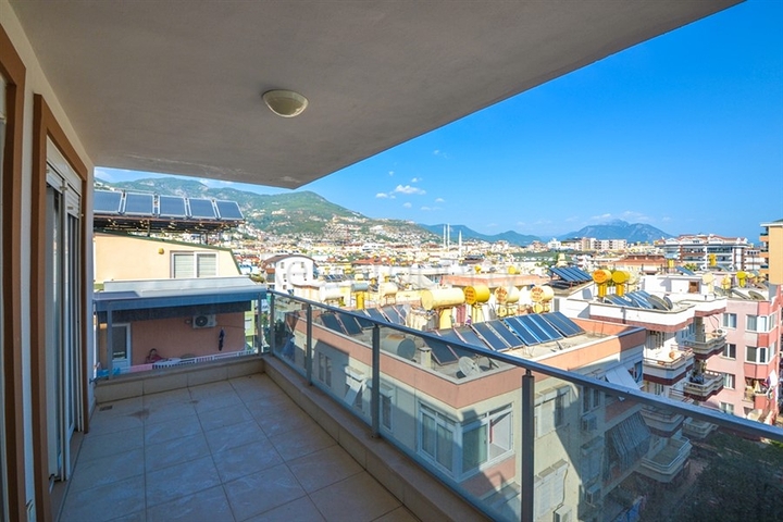 قريبة من شاطئ كليوباترا - دوبلكس مميزة -تصميم 1+2 - في مركز الانيا 