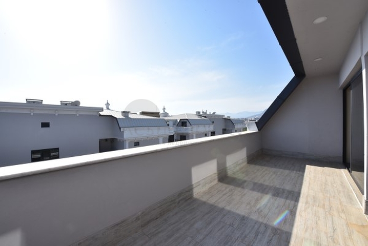 مجمع فاخر - دوبلكس 2 غرفة وصالة -في كارجي جاك / الانيا 