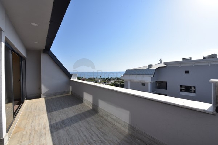 مجمع فاخر - دوبلكس 2 غرفة وصالة -في كارجي جاك / الانيا 