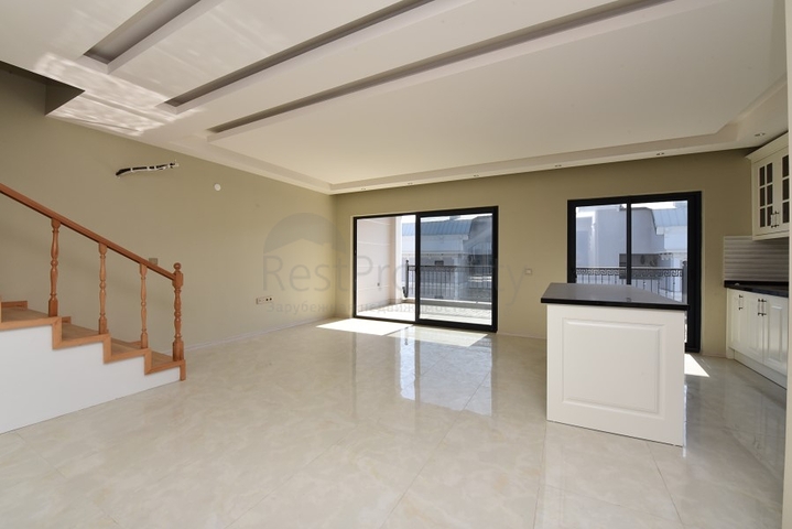 مجمع فاخر - دوبلكس 2 غرفة وصالة -في كارجي جاك / الانيا 