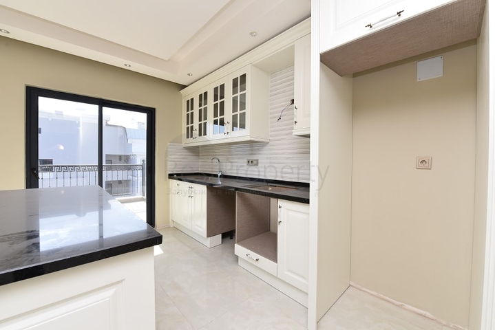 مجمع فاخر - دوبلكس 2 غرفة وصالة -في كارجي جاك / الانيا 