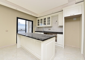 مجمع فاخر - دوبلكس 2 غرفة وصالة -في كارجي جاك / الانيا 