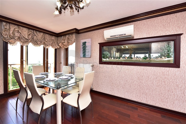 مناسبة للجنسية التركية -دوبلكس اطلالة بحر وقلعة -في مركز الانيا 