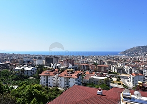 مناسبة للجنسية التركية -دوبلكس اطلالة بحر وقلعة -في مركز الانيا 