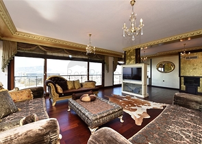 مناسبة للجنسية التركية -دوبلكس اطلالة بحر وقلعة -في مركز الانيا 