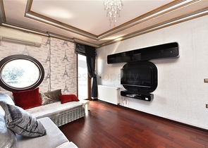 مناسبة للجنسية التركية -دوبلكس اطلالة بحر وقلعة -في مركز الانيا 