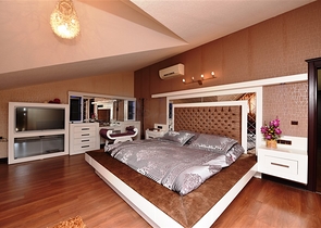 مناسبة للجنسية التركية -دوبلكس اطلالة بحر وقلعة -في مركز الانيا 