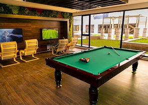 مجمع فاخر - 5 نجوم - شقة غرفة وصالة  -في مهموتلار / الانيا 