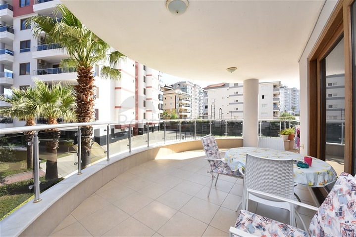 مناسبة للعائلات - شقة واسعة 3 غرف وصالة -في منطقة جيكجلي المركزية / الانيا 