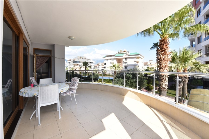 مناسبة للعائلات - شقة واسعة 3 غرف وصالة -في منطقة جيكجلي المركزية / الانيا 