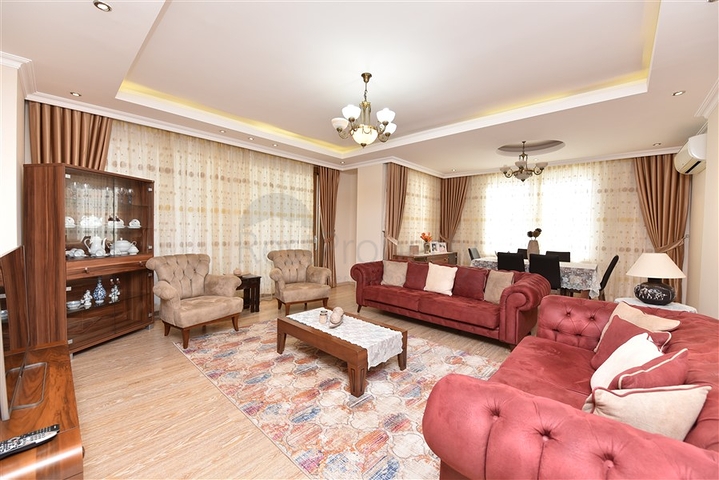 مناسبة للعائلات - شقة واسعة 3 غرف وصالة -في منطقة جيكجلي المركزية / الانيا 