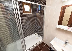 مناسبة للعائلات - شقة واسعة 3 غرف وصالة -في منطقة جيكجلي المركزية / الانيا 